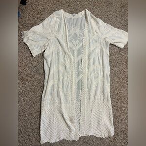 Woven Heart White Textured Shawl